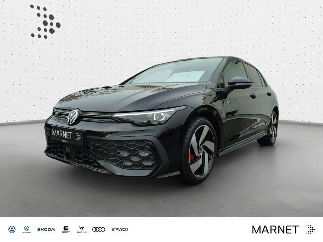 Volkswagen Golf GTE GTE Hybrid DSG AHK*PANO*DIGI*NAV*DCC*APP* 2026 Hybride / Benzine