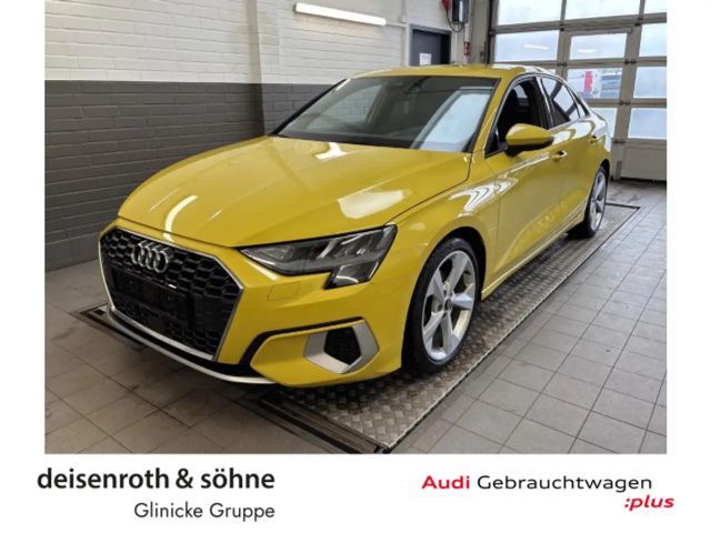 Audi A3 advanced 35 TFSI S line Nav/HuD/ASI 2022 Benzine