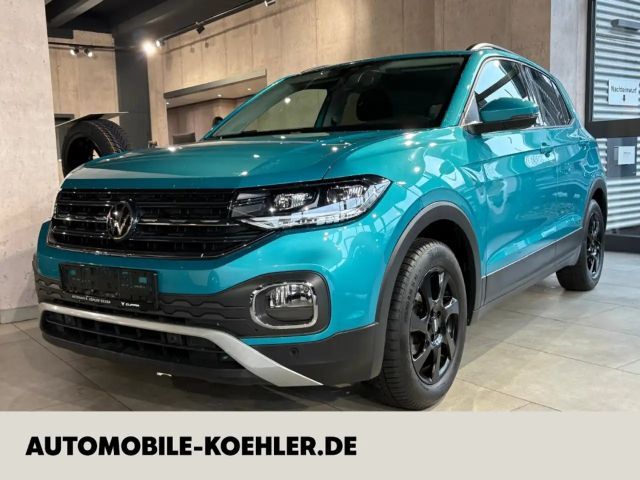 Volkswagen T-Cross Active Navi LED Apple CarPlay Android Auto Mehrzon 2022 Benzine