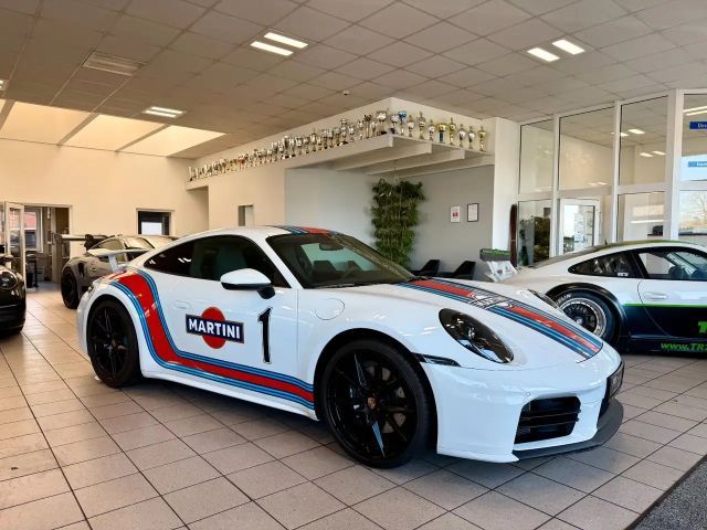 Porsche 992 911 992.2 Carrera  AERO-Kit/ MARTINI/ SAA /MY25 2024 Benzine