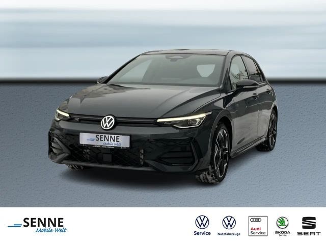Volkswagen Golf Golf VIII 1.5 eTSI DSG R-Line Black ACC, Pano  SHD 2026 Benzine