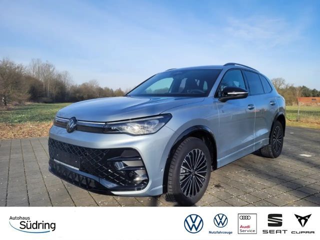 Volkswagen Tiguan 2,0 R-Line TSI DSG 4Motion HUD AHK Matrix 2025 Benzine