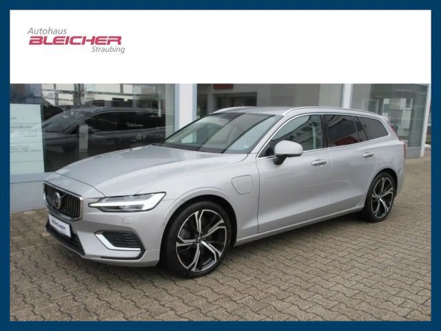Volvo V60 T8 Plug-in Hybrid | AHK | ACC | Kamera 2023 Hybride / Benzine