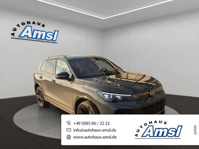 Volkswagen Tiguan 2.0 TSI DSG 4M R-Line Blackstyle*Pano*AHK*Matrix* 2025 Benzine