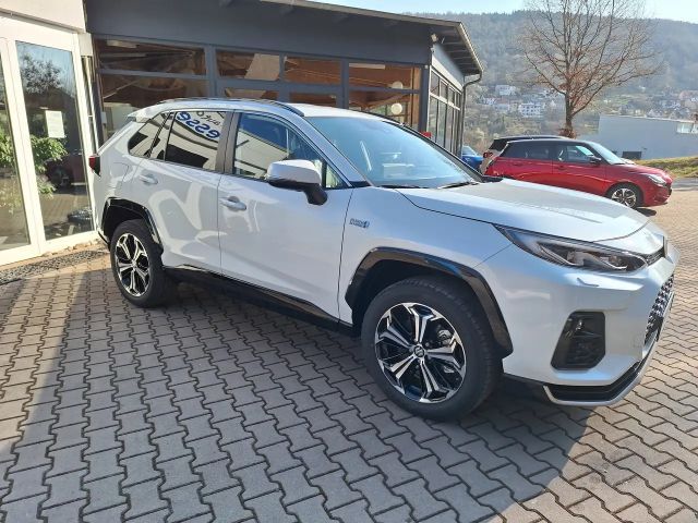 Suzuki Across