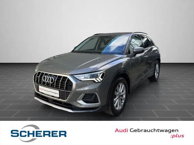 Audi Q3 advanced 45 TFSI quattro LED Navi Plus S tron 2024 Benzine