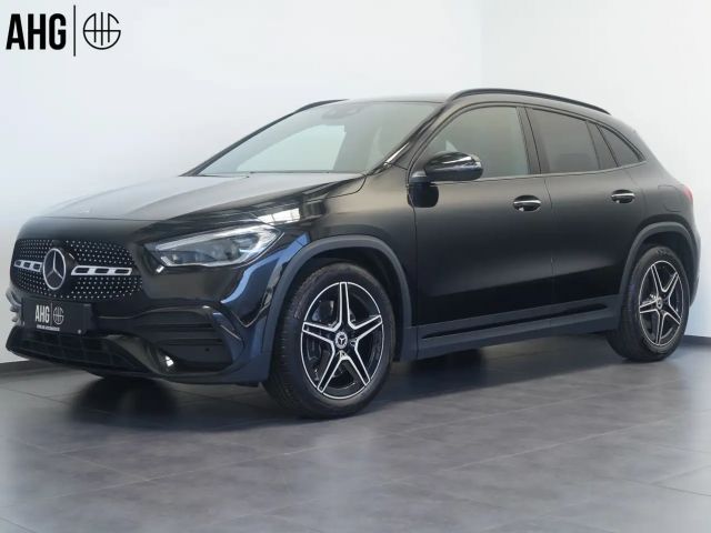 Mercedes-Benz GLA 200 2022 Benzine