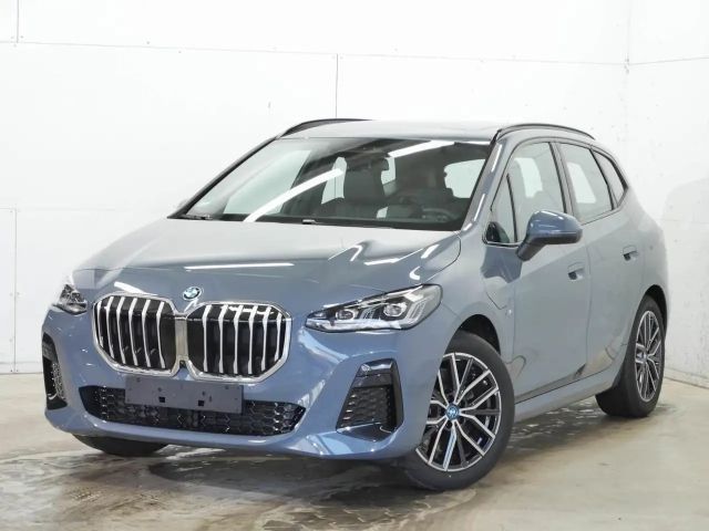 BMW 230 e xDrive  Active Tourer ab 1,99% eff. / M Paket He 2025 Hybride / Benzine