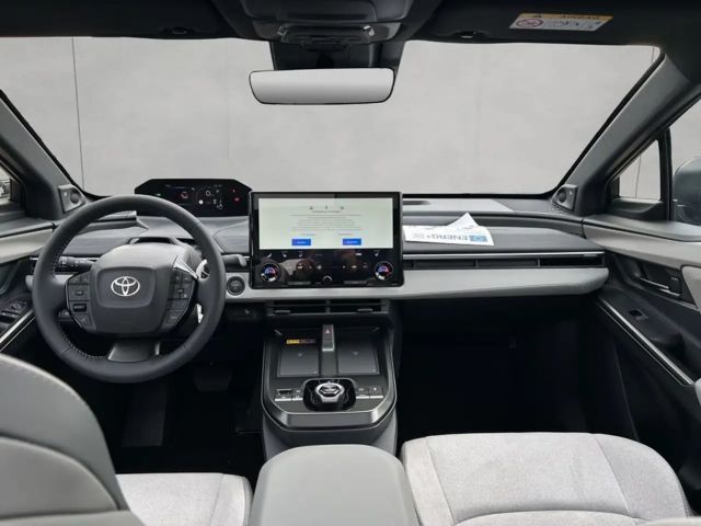 Toyota C-HR+