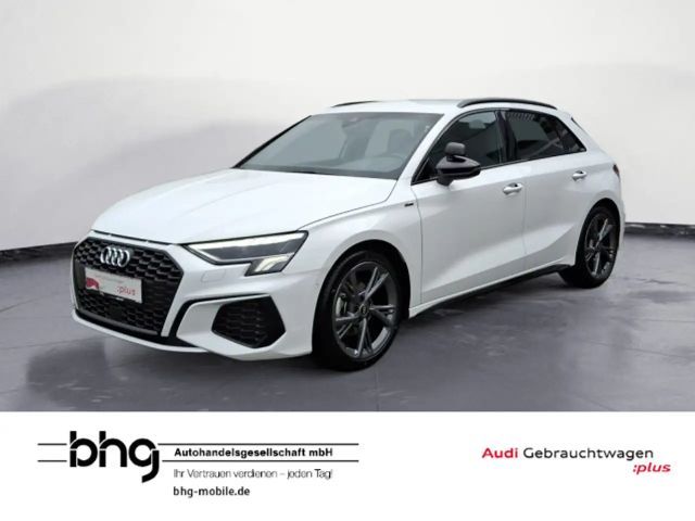 Audi A3 35TFSI S line Optikpaket Navi conne 2024 Benzine