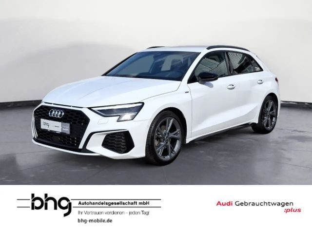 Audi A3 35 TFSI S line Optikpaket Navi conn 2024 Benzine
