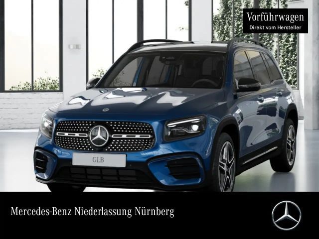 Mercedes-Benz GLB 200 AMG+NIGHT+PANO+AHK+MULTIBEAM+STHZG+KAMERA 2026 Benzine