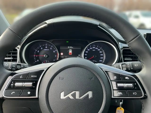 Kia Ceed / cee'd