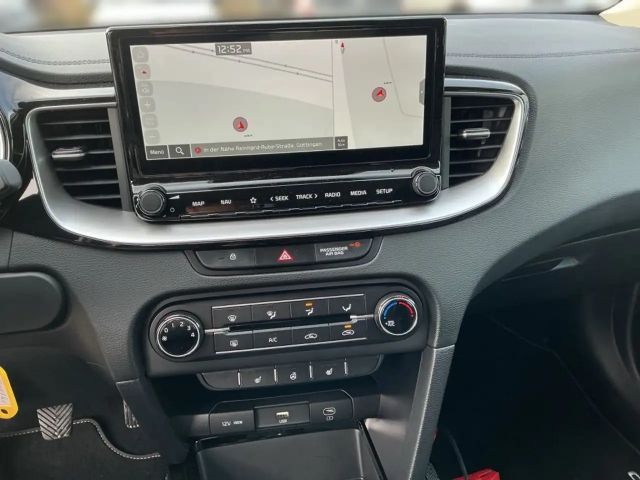 Kia Ceed / cee'd