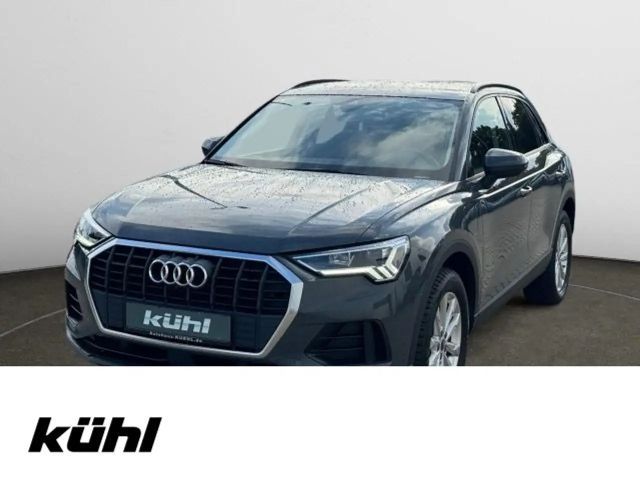 Audi Q3 45 TFSI e Navi,Kamera,LM18,LED 2021 Hybride / Benzine