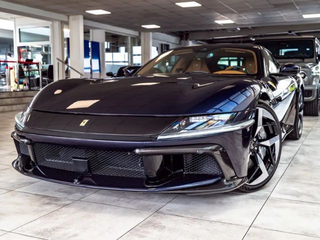 Ferrari 12 Cilindri Specialpaint*Cuoio*Carbon*JBL*Massage 2025 Benzine