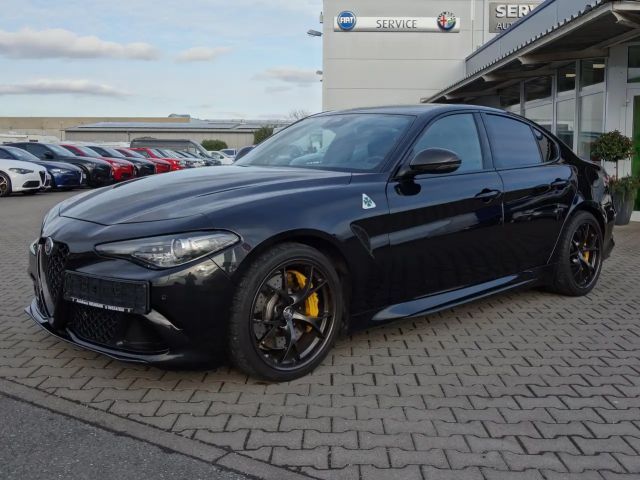 Alfa Romeo Giulia 2021 Benzine