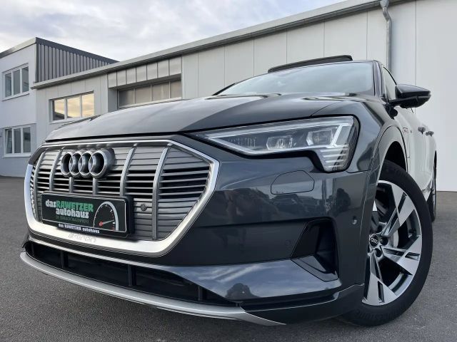 Audi e-tron S-Line 169€ m.20% Anz. 20 Zoll AHK PANO el.Sitze 2022 Elektrisch
