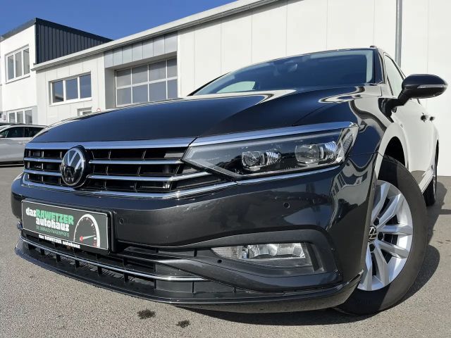Volkswagen Passat Variant 2.0 TDI DSG Business 175€ m.20% Anz. IQ Light AH 2023 Diesel