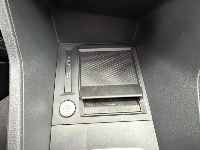 Ford Grand Tourneo