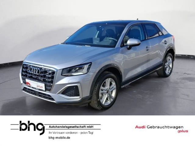 Audi Q2 30 TFSI advanced AHK PanoDach Navi connect so 2025 Benzine