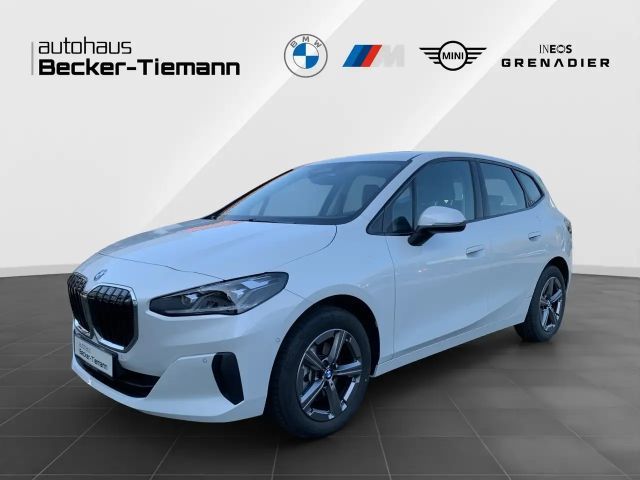 BMW 220 i Active Tourer *AHK*ADAPT LED*SITZ HZG*KAMERA*KEY 2025 Benzine