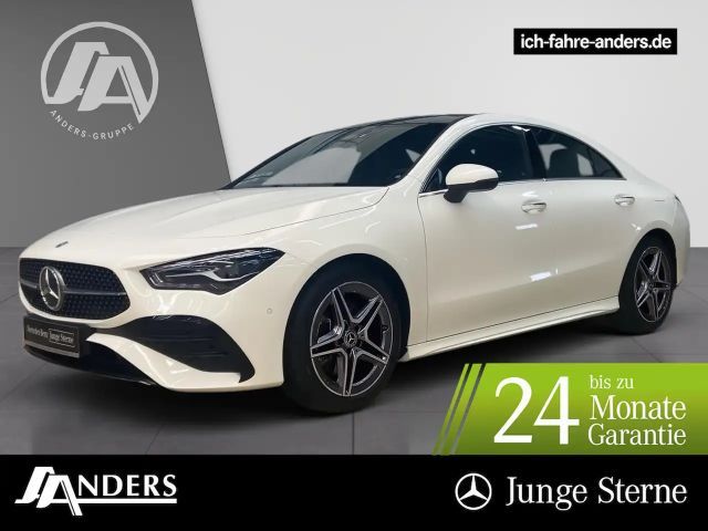 Mercedes-Benz CLA 200 AMG+AHK+Kamera+KeyLess+LED+Navi+PDC+Pano 2025 Benzine