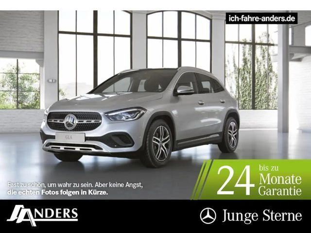 Mercedes-Benz GLA 180 Progressive+MBUX+Pano+SHZ+LED+PDC+Apple 2023 Benzine