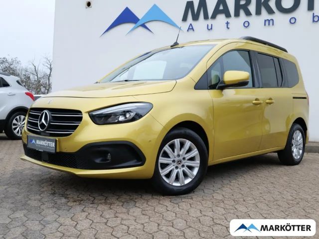 Mercedes-Benz T-Klasse d Style Totwinkel/LED/SHZ/MWST AUSWEISBAR 2022 Diesel