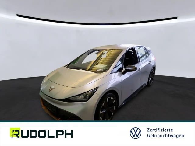 Cupra Born e-Boost 170 kW LED SHZ ACC Navi PDCv+h Fernlichtas 2023 Elektrisch