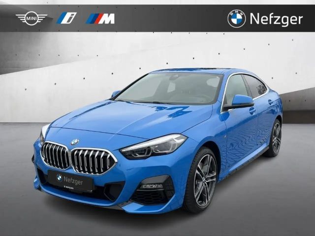 BMW 220 Gran Coupe i M Sport Park-Assistent PANO LED HUD 2023 Benzine