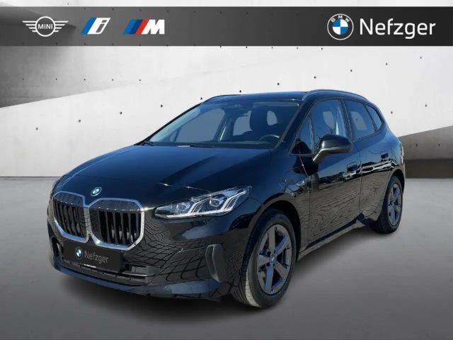BMW 230 e xDrive Active Tourer RFK AHK PANO HUD 2022 Hybride / Benzine