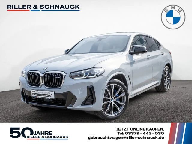 BMW X4 M 40i xDrive KAMERA NAVI AHK ACC HUD LASER 2025 Benzine