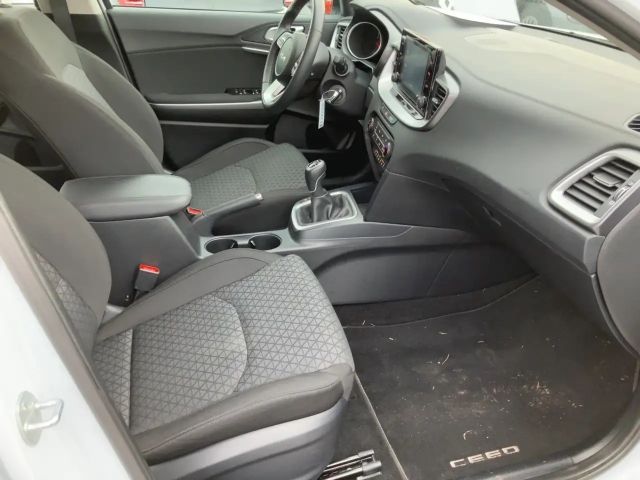 Kia Ceed / cee'd