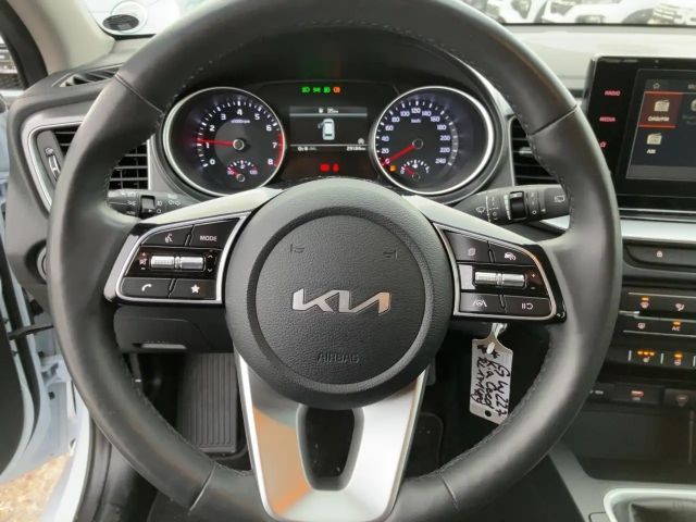 Kia Ceed / cee'd