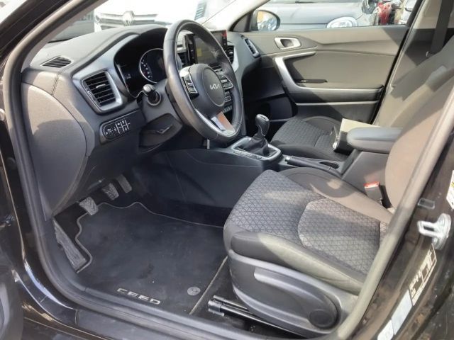Kia Ceed / cee'd