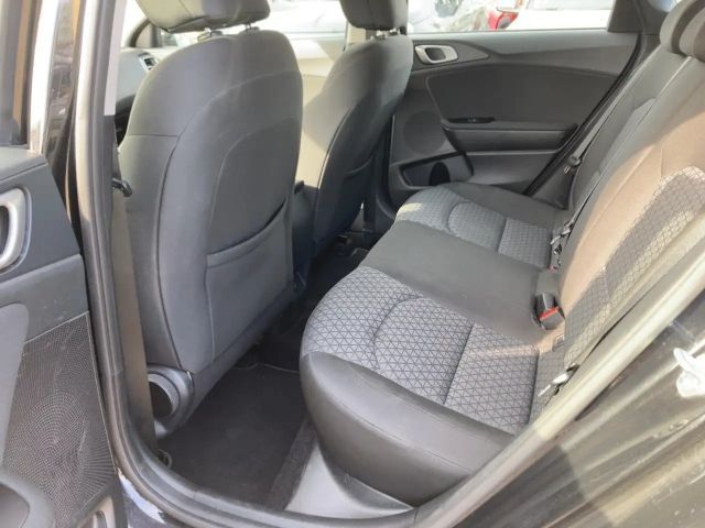 Kia Ceed / cee'd
