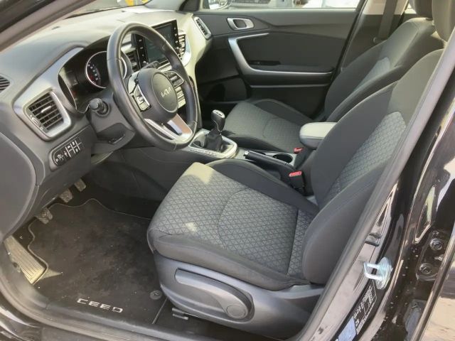 Kia Ceed / cee'd
