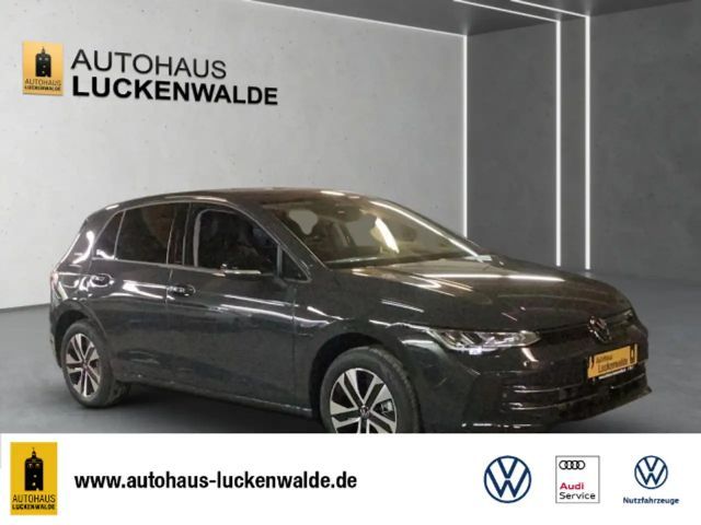 Volkswagen Golf VIII 1.5 eTSI Energy DSG *ACC*R-CAM*SHZ* 2026 Benzine