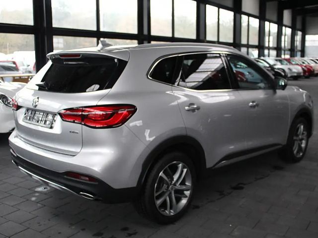 MG HS