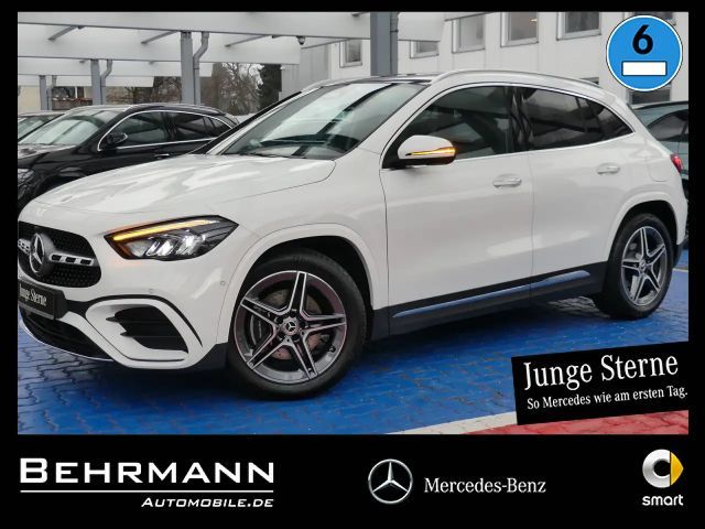 Mercedes-Benz GLA 180 GLA 180 AMG +Panoramadach+360°Kamera+LED-Scheinw 2025 Benzine