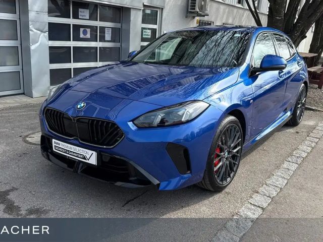 BMW 123 A xDrive M Sport PRO,DA+,HuD,Iconic 2025 Benzine