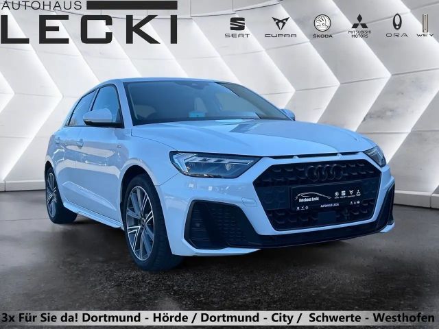Audi A1 30 TFSI S-line S tronic *NAVI*LED*PDC*SHZ*KESSY* 2023 Benzine