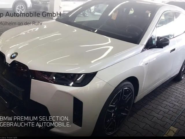 BMW iX M70 xDrive M Sport Pro B&W Pano AHK Autobahnas. 2025 Elektrisch