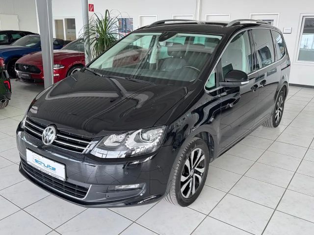 Volkswagen Sharan Active Matrix*AHK*ACC*Kamera*3-Zonen Klim 2022 Benzine