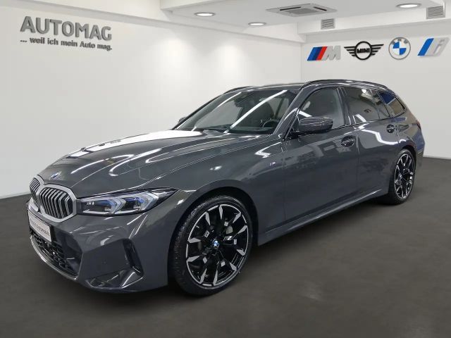 BMW 330 i xDrive Touring*Msport*DrivAss*ParkAssPlus*Aktive 2025 Benzine