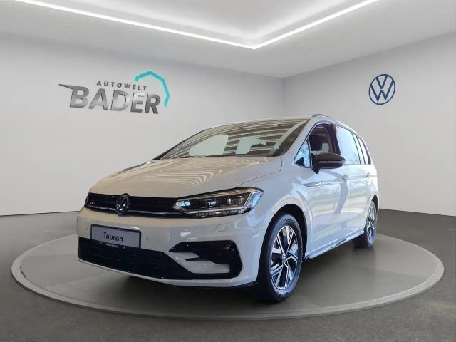 Volkswagen Touran 1,5 TSI R Line Navi LED AHK RFK 2025 Benzine
