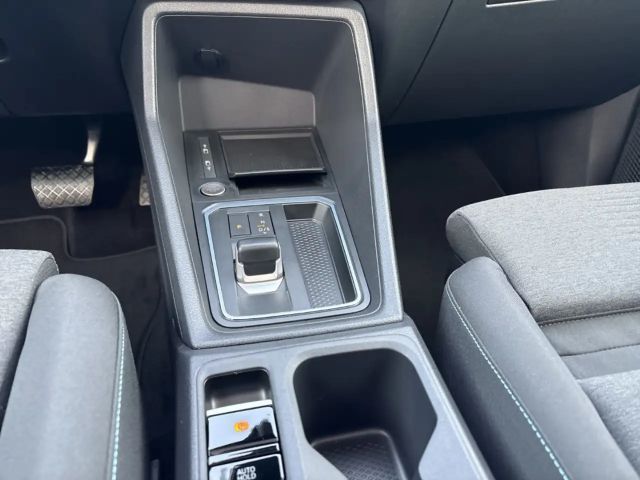 Ford Grand Tourneo