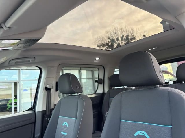 Ford Grand Tourneo