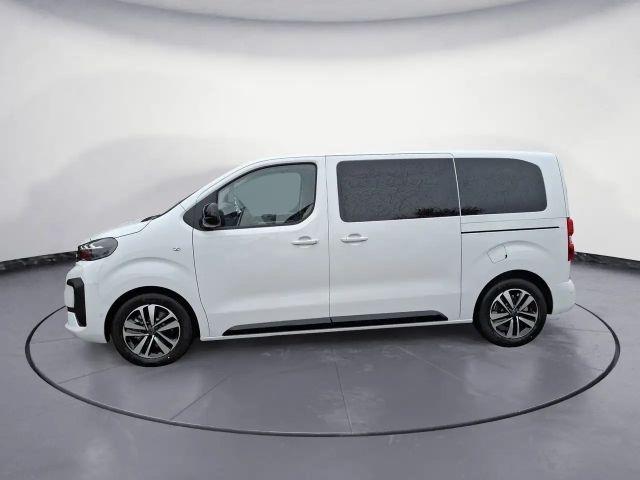 Peugeot Traveller